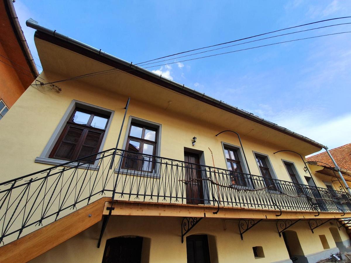 Maximus Apartments Sighisoara Ngoại thất bức ảnh