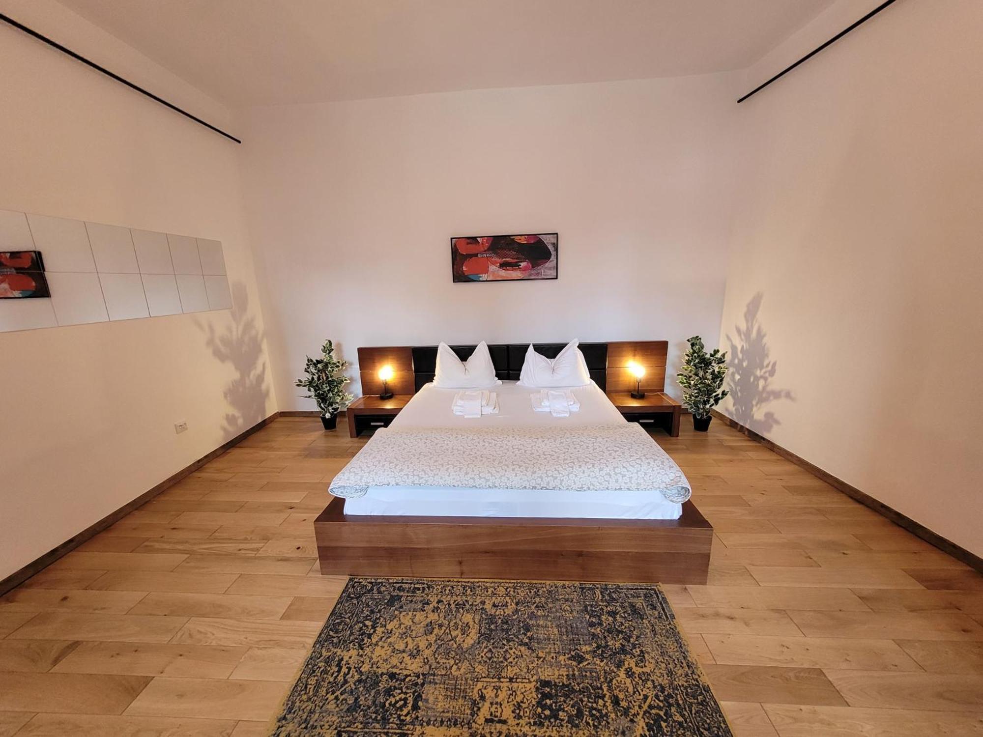 Maximus Apartments Sighisoara Phòng bức ảnh